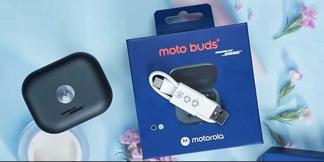 Motorola moto buds plus with BOSE - specification and Price